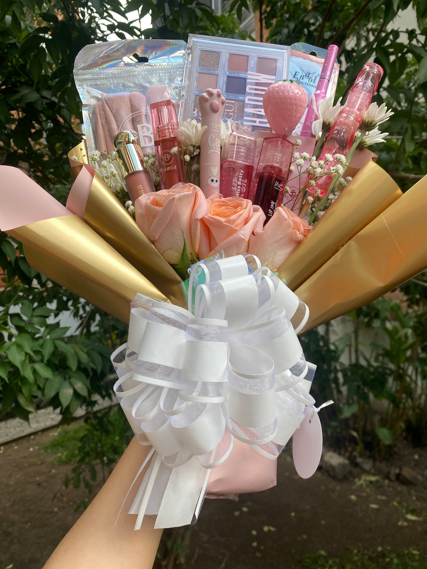 Ramo de maquillaje Rosas naturales | GRANDE