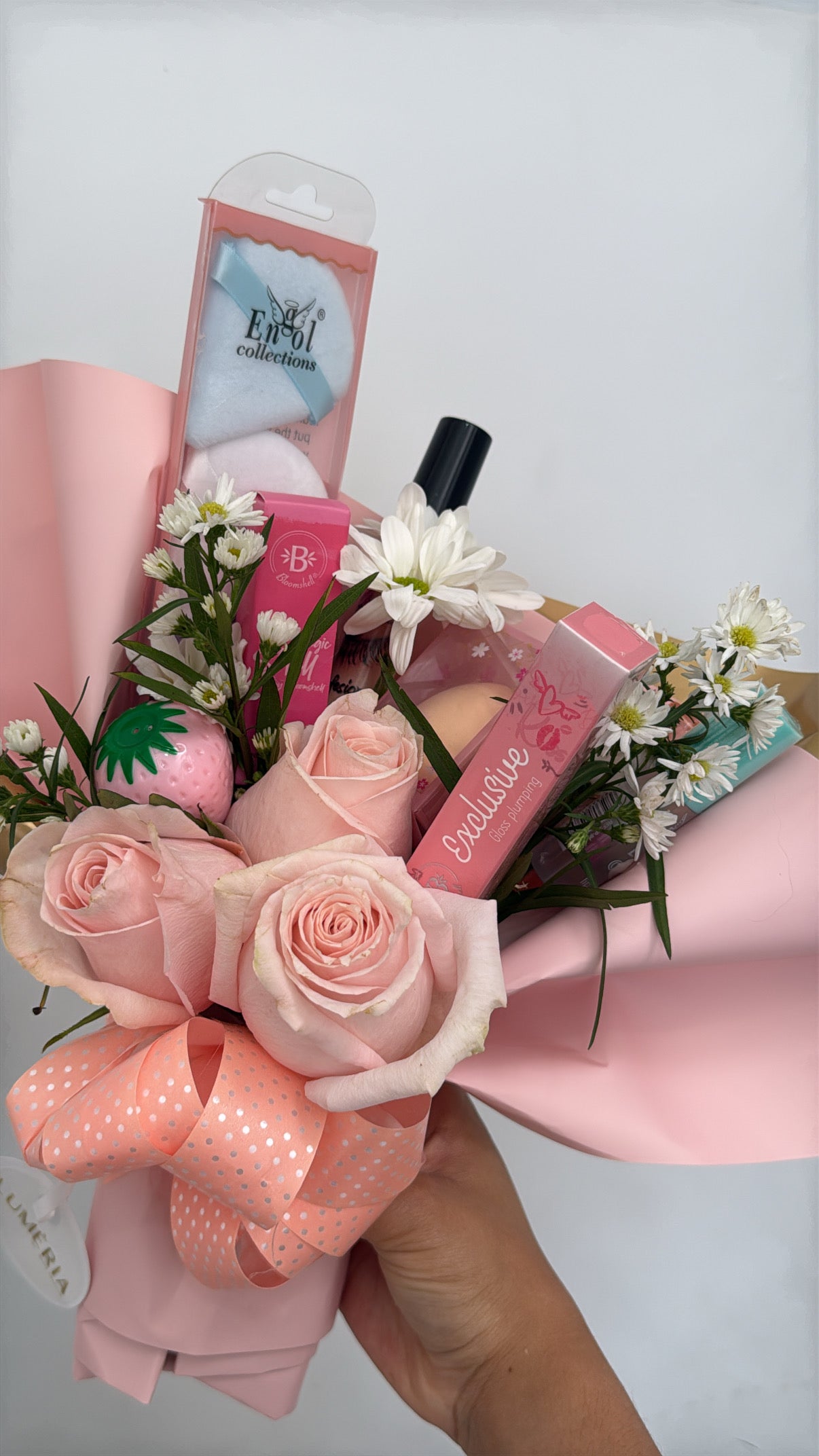 Ramo de maquillaje Rosas naturales | PEQUEÑO