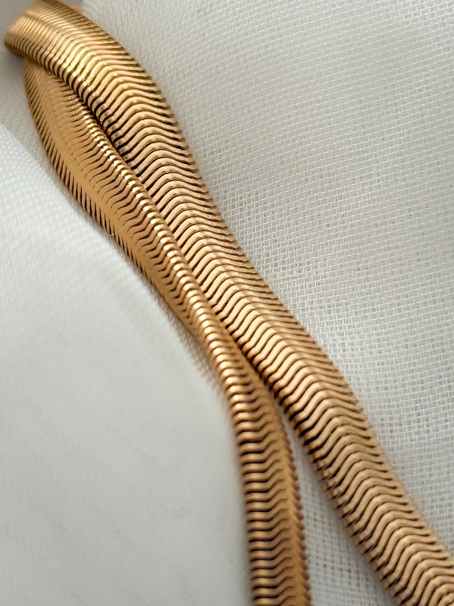 Cadena Nudo - Serpiente Dorada