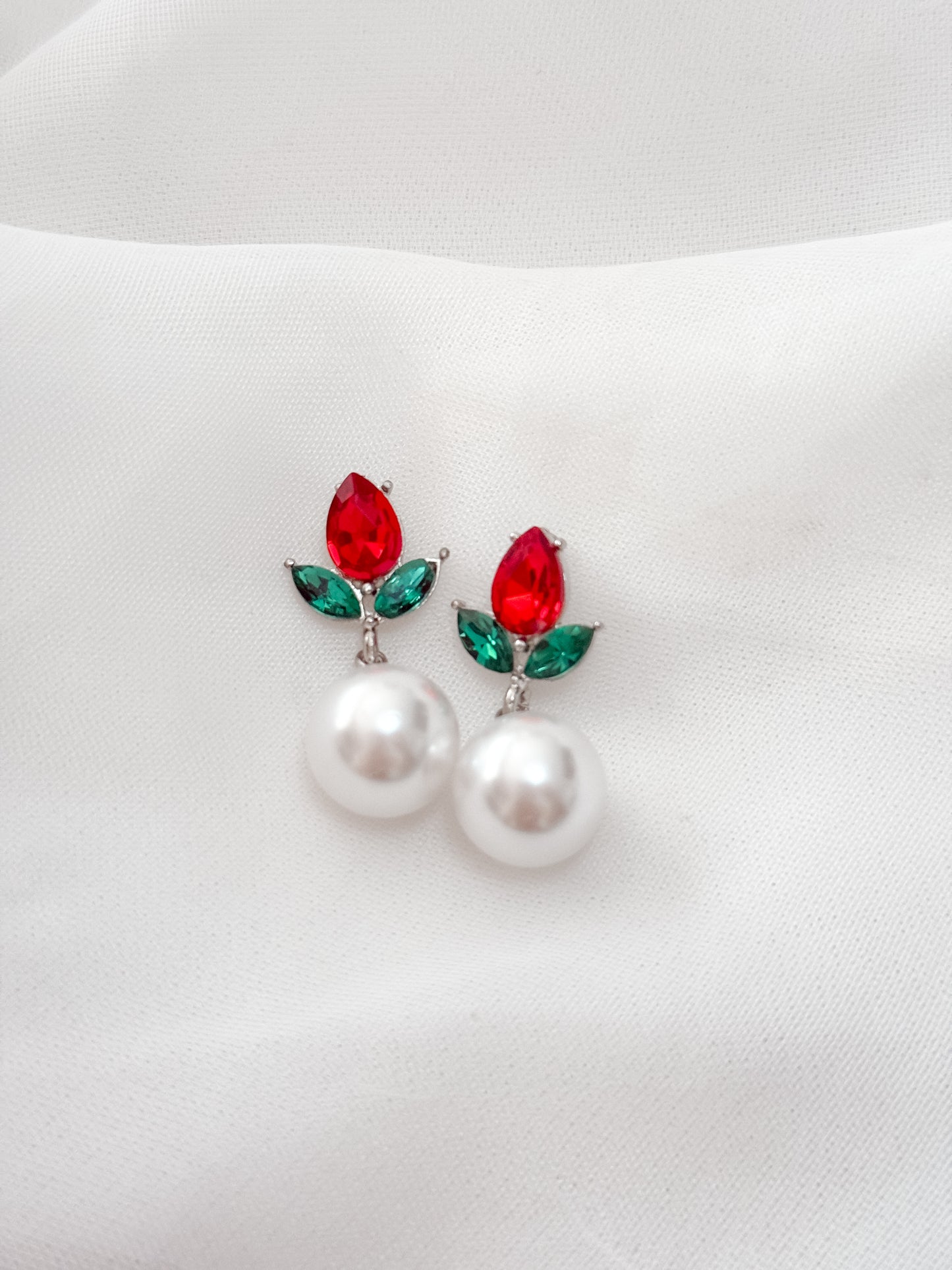 Candongas Flor Diamantada y Perla