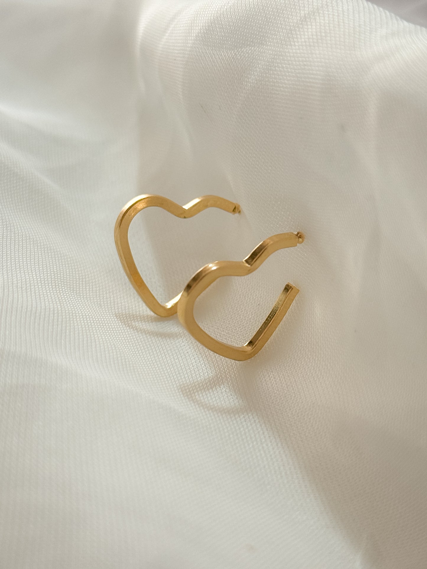 Aretes Corazón Dorado