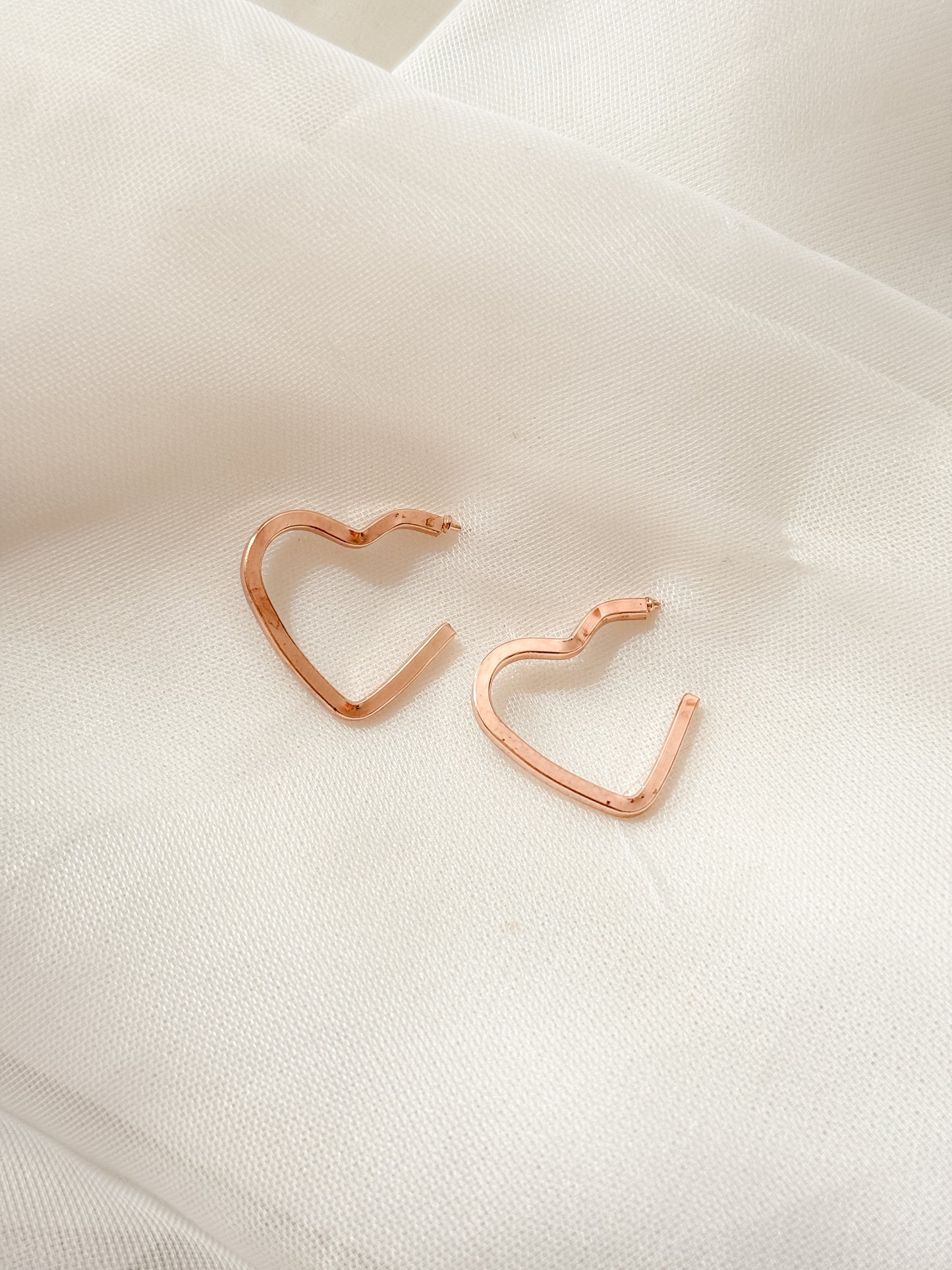 Aretes Corazón Oro Rosa
