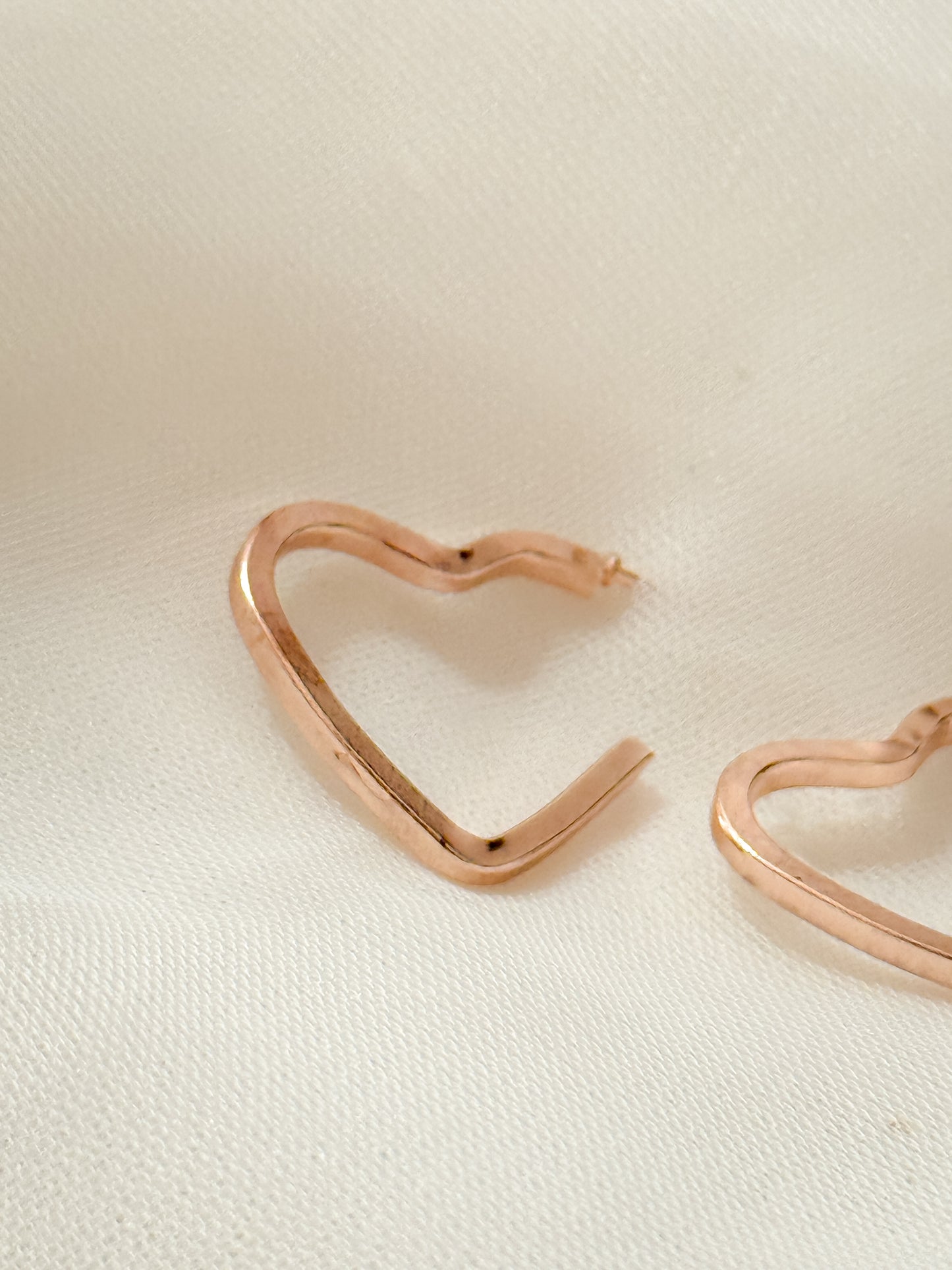 Aretes Corazón Oro Rosa