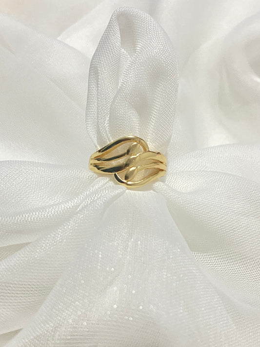 Anillo Dorado Hojas