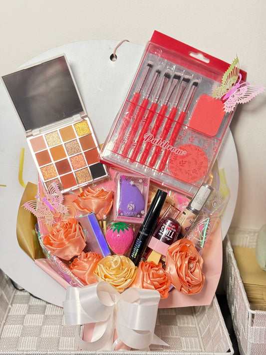Ramo de maquillaje Rosas Eternas | GRANDE